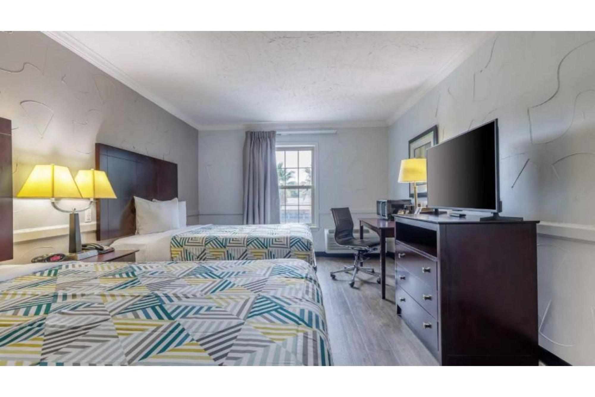 6 Tx Downtown Hotel Dallas